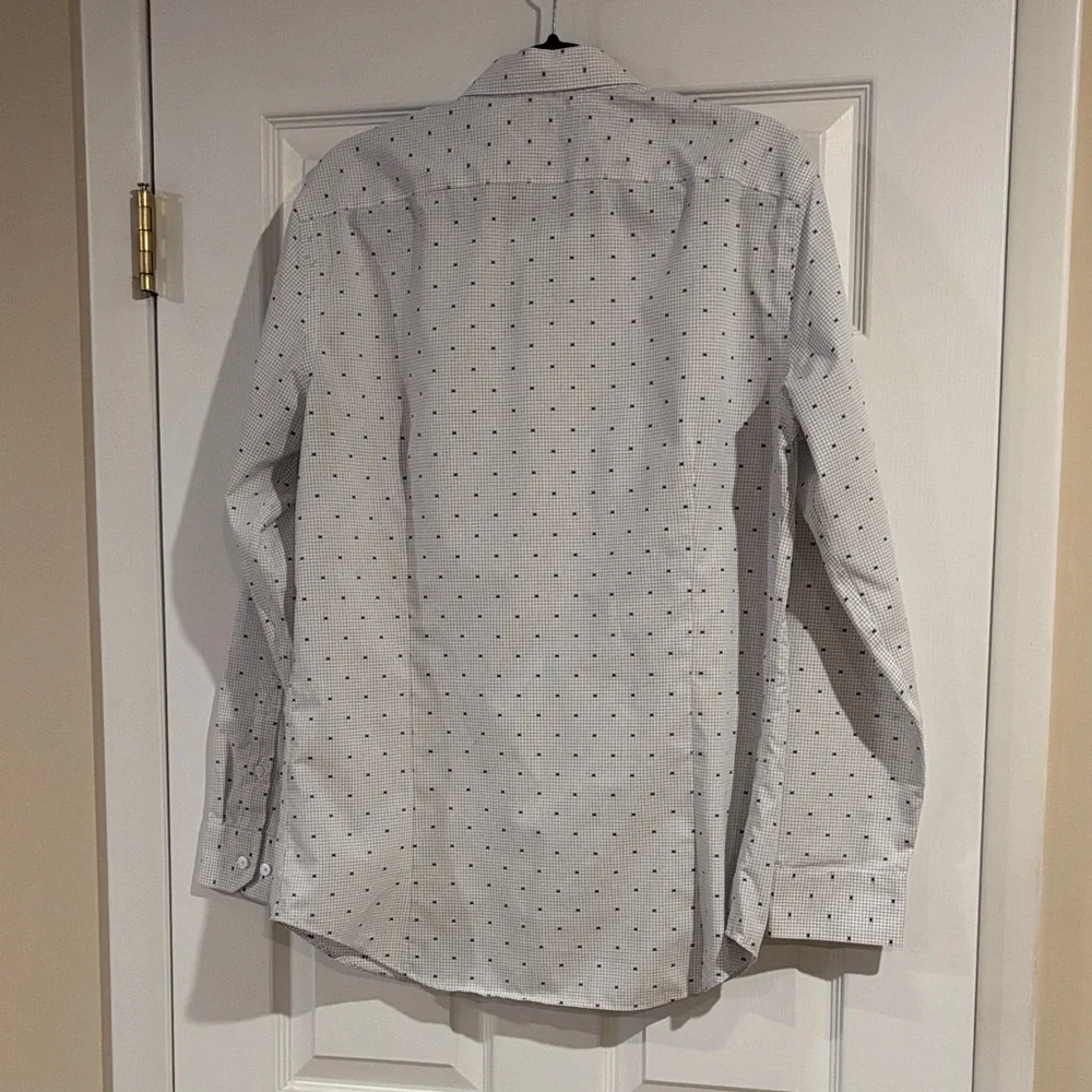 Banana Republic White Dress Shirt with Subtle Pattern Non-Iron Slim Fit sz Large